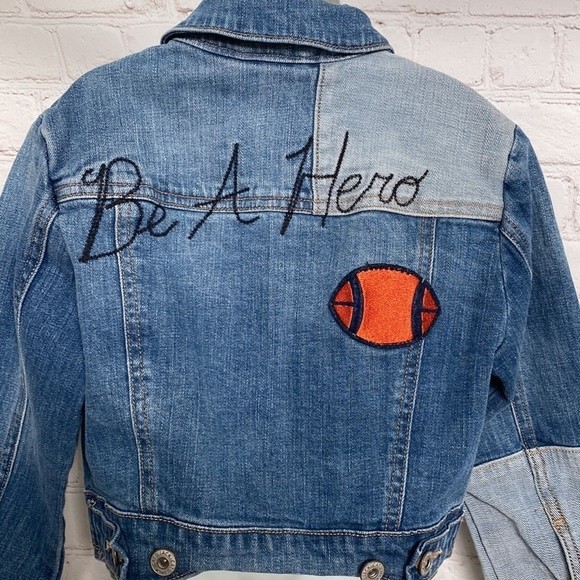 Cat & Jack Patchwork Denim Be a Hero/Live and Learn/Fly Crop Jacket - Picture 4 of 8